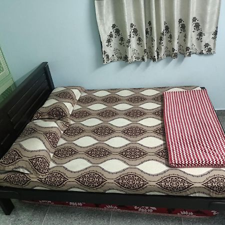 Advik Homestays Тирупати Екстериор снимка