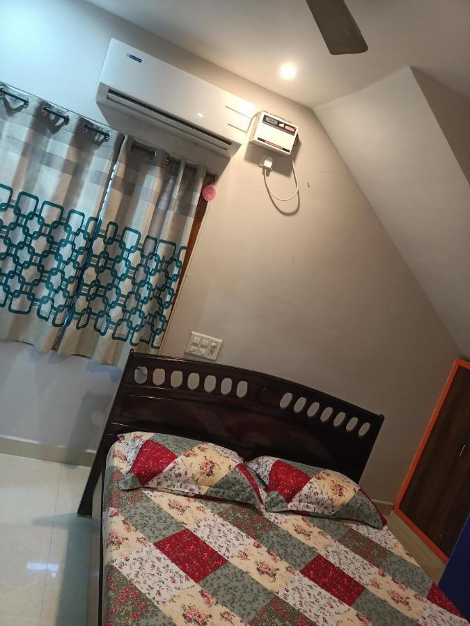 Advik Homestays Тирупати Екстериор снимка