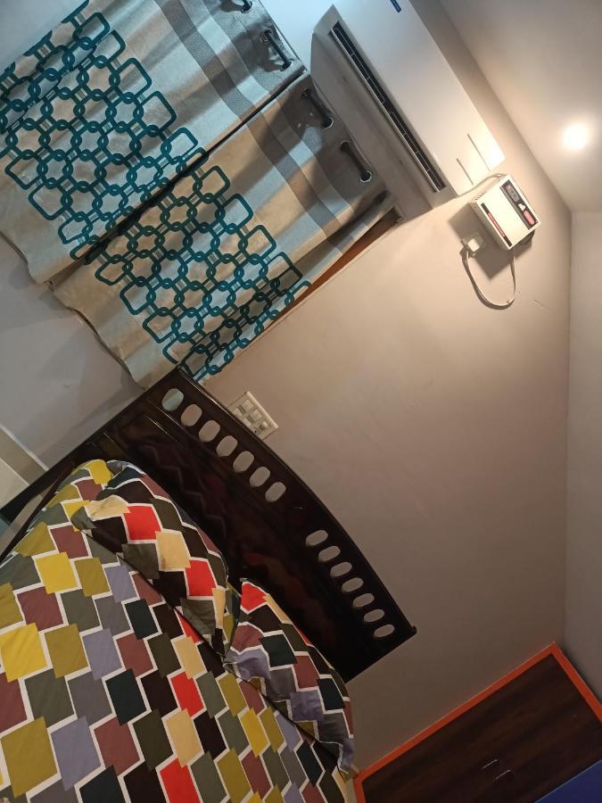 Advik Homestays Тирупати Екстериор снимка