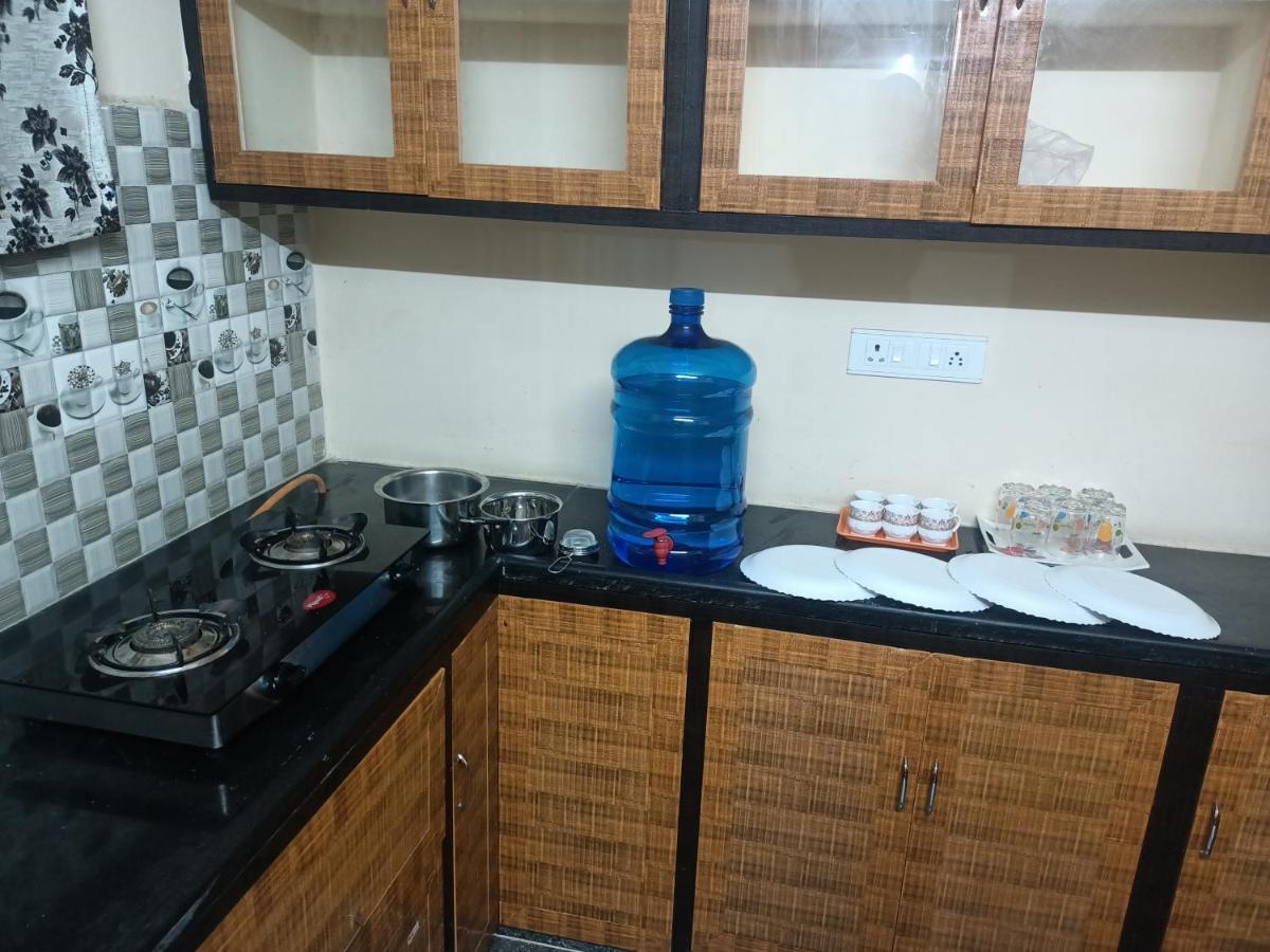 Advik Homestays Тирупати Екстериор снимка